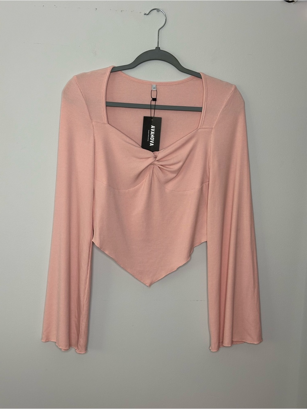 AVANOVA Twist-Front Long Sleeve Top in Blush Pink